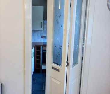 2 Bed Flat, Bellcroft, B16 - Photo 1