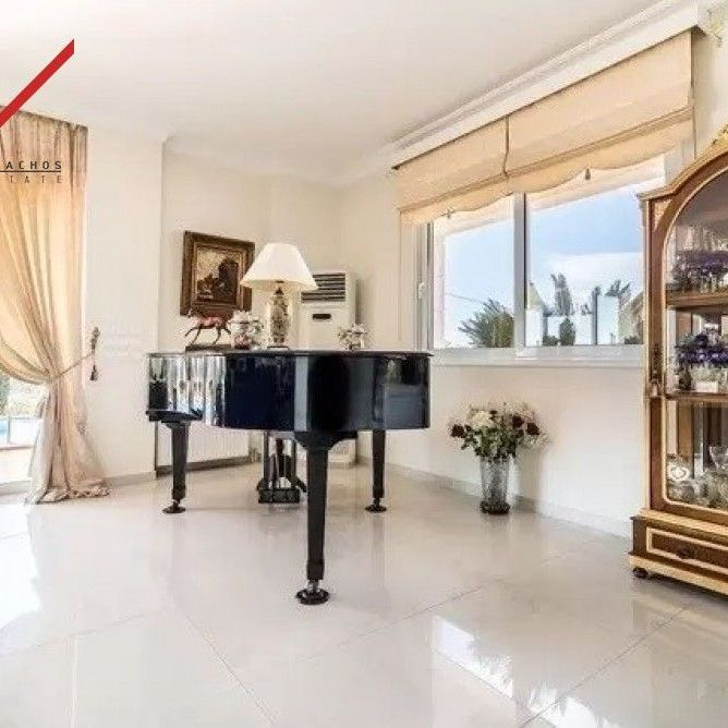Βίλα για ενοικίαση Ανάβυσσος - Photo 1