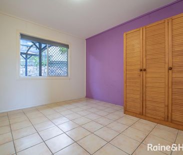 LOW SET TWO BEDROOM UNIT WITH DOUBLE CARPORT - Photo 2