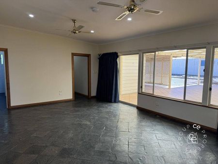 Character Bungalow with Ample Shedding - Photo 2