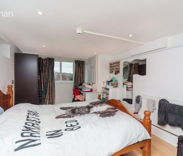 5 bedroom semi-detached house to rent - Photo 4