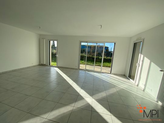 Location Maison 6 pièces 102m² - Photo 1