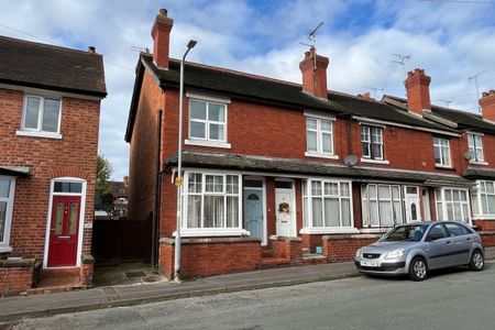 New Street, UTTOXETER - Photo 2