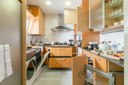 Via Augusta, Barcelona, Catalonia 08017 - Photo 5