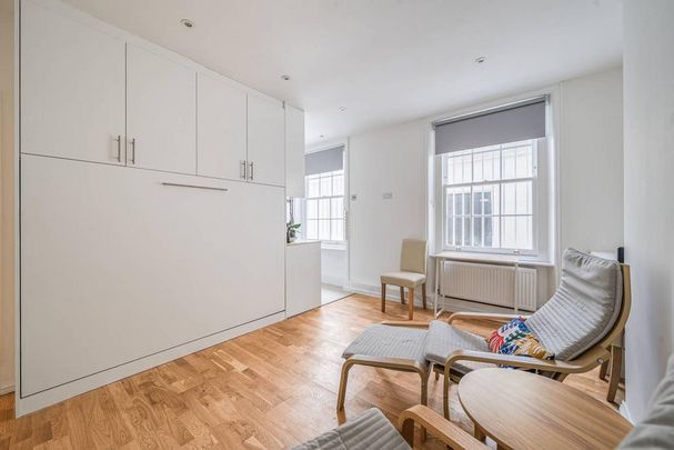 Studio to rent - Photo 1