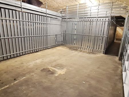 BÖRSE-NÄHE, ESSLINGGASSE, 31 m2 Lagerraum, Belüftung, Estrichboden, Kellergeschoß ohne Aufzug - Photo 3