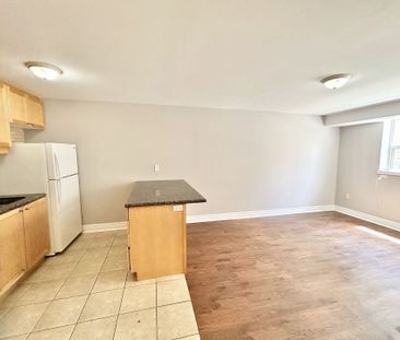 For Lease - 100 Twenty Fifth Street Unit# 14, Toronto, Ontario - Photo 5