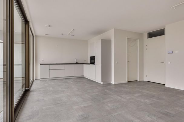 Te huur: Appartement Rijnhavenkade in Rotterdam - Photo 1