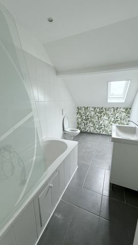 Location Appartement 2 pièces 78m² COURRIERES 62710 - Photo 3
