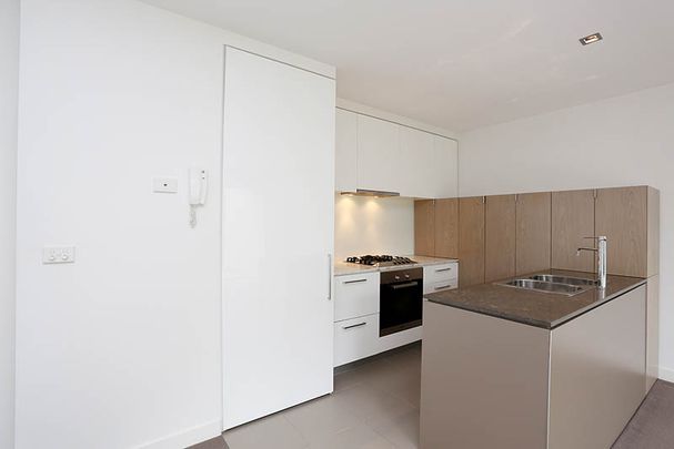 10C/7 Warner Street, Malvern VIC 3144 - Apartment For Rent | Domain - Photo 1