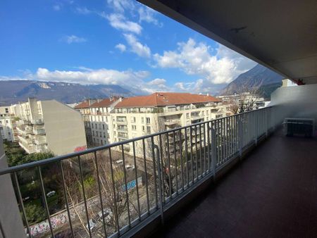 Location appartement Grenoble 38000 1 pièce 29.56 m² - Photo 2