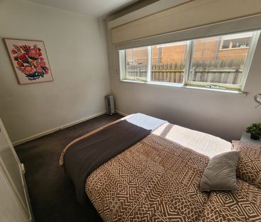 St Kilda East - Photo 3