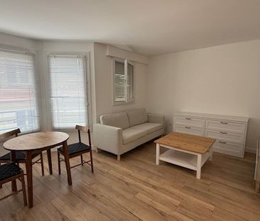 Location Appartement 2 pièces 43m² RUEIL MALMAISON 92500 - Photo 1