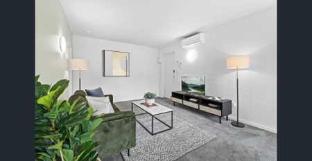 Fully Furnished & Utilities inclusive for only $650 per week - Photo 2