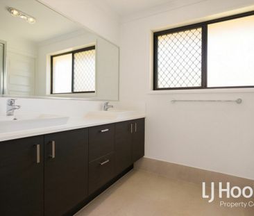 Modern & Contemporary Living - Large Backyard - Multiple Living Spaces - Photo 4