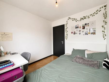 Magnifique appartement dans le quartier Saint-Léonard. en bord de Meuse. 3 chambres. 2 balcons et cave - Foto 3