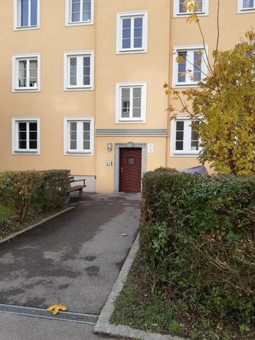 Ideale Starterwohnung mit Loggia mit Blick ins Grüne im 1. Stock **kein Lift** - Foto 2