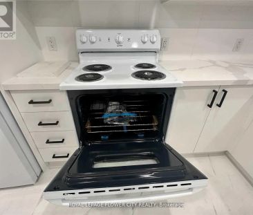 41 PAISLEY GREEN AVENUE - Photo 5