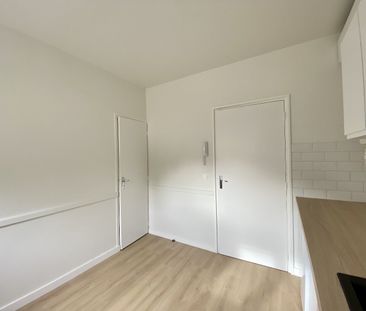 Location Appartement 1 pièce 18m² LA COURONNE 16400 - Photo 3