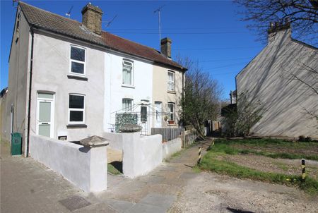 3 bedroom house to rent - Photo 3