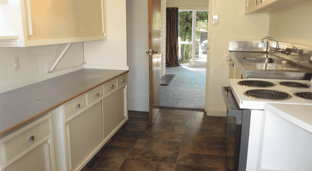 Sunny Three Bedroom Unit in Merivale Available 2nd Feburary 2026 - Photo 5