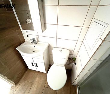 Pronájem bytu 1+kk a garsoniéry 20 m² - Fotografie 1