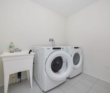 For Lease - 9 Cherry Hill Lane, Barrie, Ontario - Photo 3