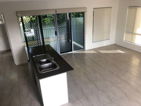 Fully fenced low maintenance yard - Photo 3