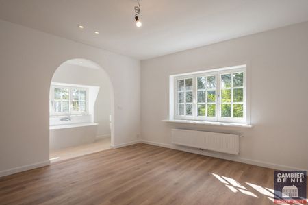 Gerenoveerde, ongemeubelde koppelvilla met zuidgerichte tuin palend aan de golf - Zoute - Photo 3