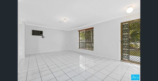 Big lock up shed - fantastic storage! - Photo 1