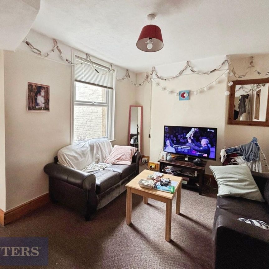 3 bedroom House To Let - Photo 1