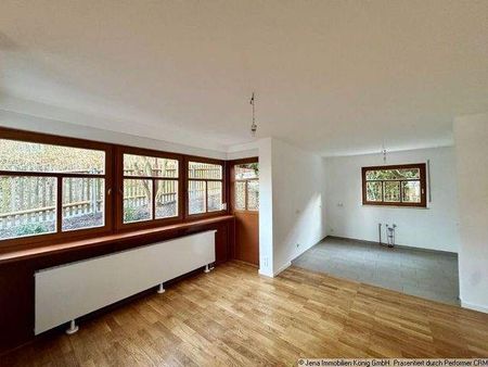 Umfassend saniertes Reihenendhaus mit liebevoll angelegtem Garten - Photo 3