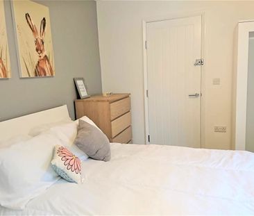 Southampton Road, Eastleigh - Photo 2