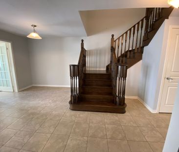 For Lease - 514 Sixteen Mile Drive, Oakville, Ontario - Photo 4