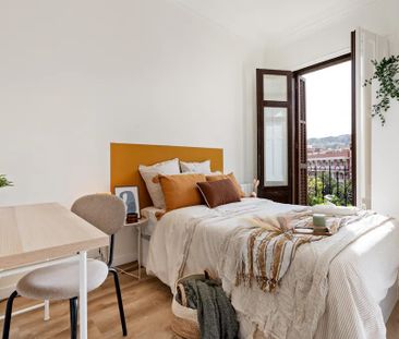 Carrer del Comte Borrell, Barcelona, Catalonia 08015 - Photo 2