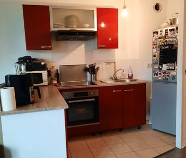 Location Appartement 3 pièces Meublé 50m² CORBEIL ESSONNES 91100 - Photo 3