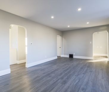 $2,075 / 2 br / 1 ba / 850 sqft 2BR Duplex in Brantford - Photo 1