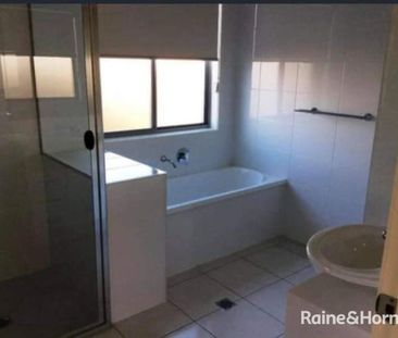 1 Hinkler Court, Rural View, QLD 4740 - Photo 2
