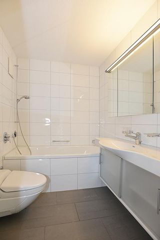 Tolle Wohnung an ruhiger Lage im Quartier Höngg - Foto 3