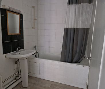 Location Appartement 2 pièces 46m² - Photo 5