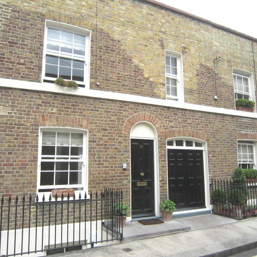 Skinner Place, Belgravia, SW1 - Photo 1