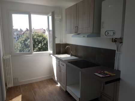 Location Appartement 2 pièces 41m² LE PERREUX SUR MARNE 94170 - Photo 3