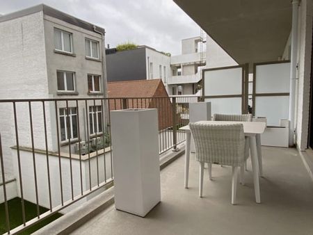 Appartement te huur - Foto 2