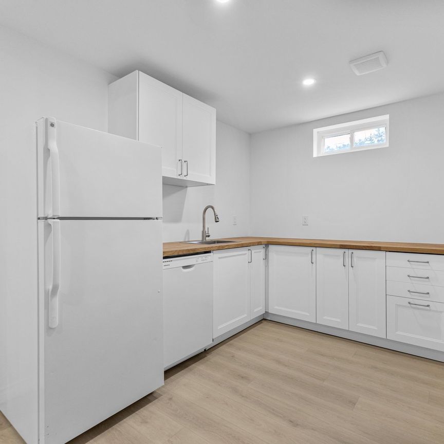 For Lease - 320 Reynolds Drive Unit# B, Orleans - Cumberland and Area, Ontario - Photo 1