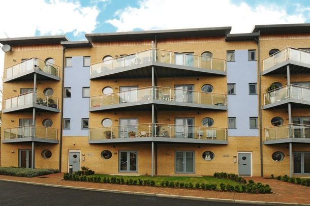 1 bedroom flat to rent - Photo 1