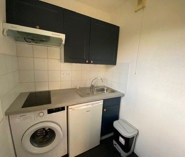 Appartement meublé à louer - 2 pièces - 33 m² - Photo 4