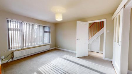 3 bedroom semi-detached house to rent - Photo 3