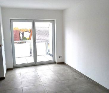 2-ZKB Neubauwohnung im DG, hochwertige Ausstattung - Foto 1