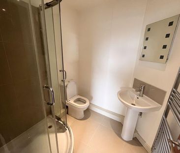 2 bedroom apartment to rent - Photo 4