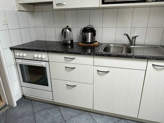Preiswerte Singlewohnung in Frauenfeld - geräumige Küche, helle Zimmer, gut erschlossen - Photo 1